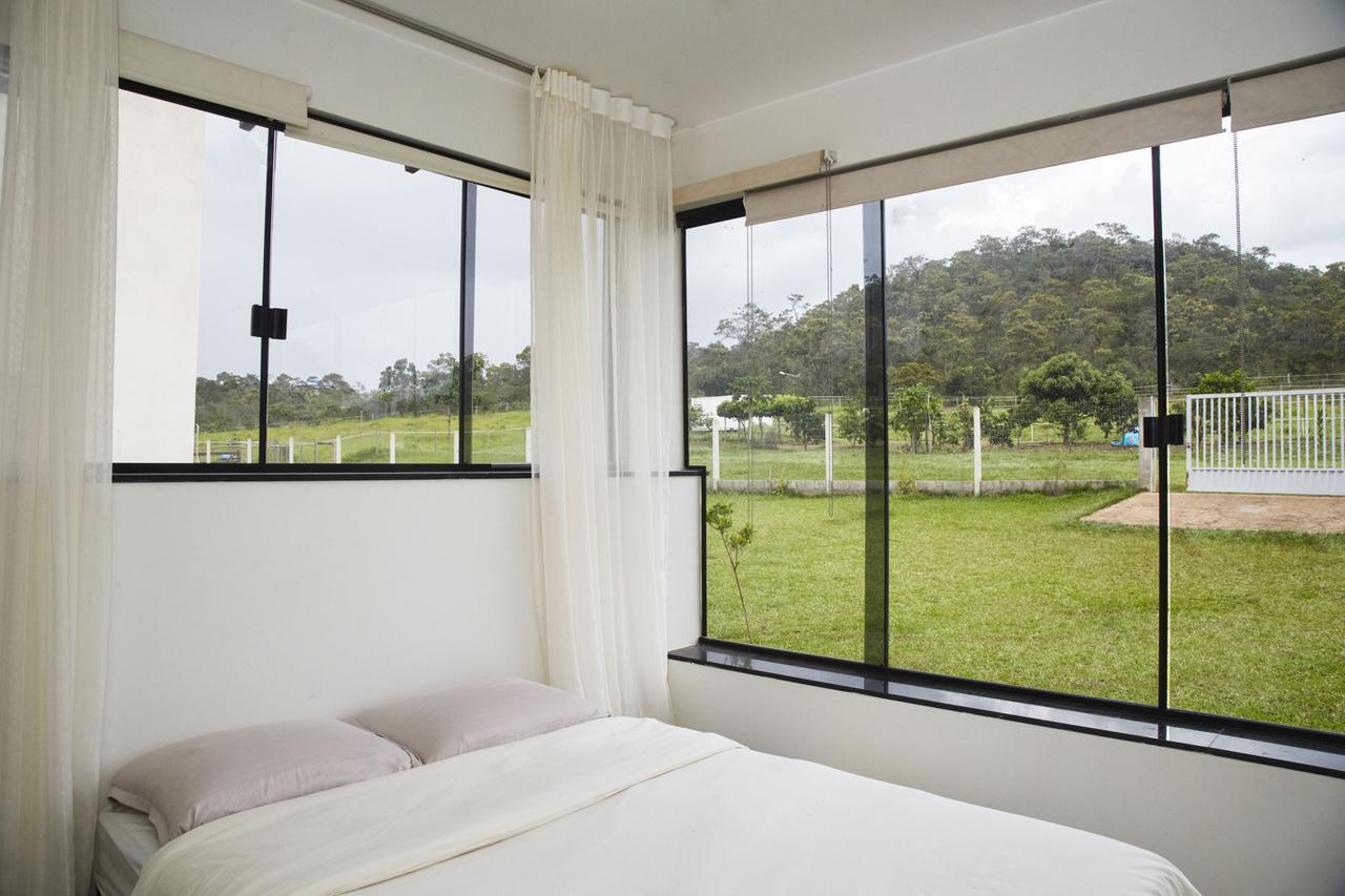 Eit Eco Inteligente Villa อัลโต ปาไรโซ เด โกยาส ภายนอก รูปภาพ